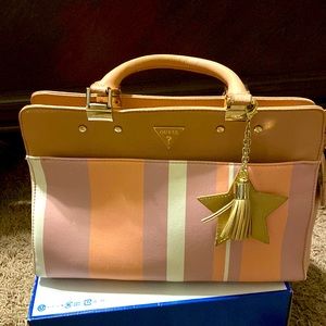 GUESS PURSE